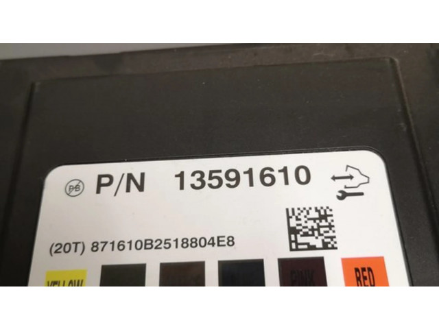 Блок комфорта 13591610 Opel Zafira C