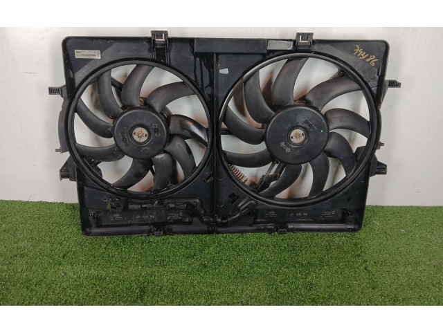 Вентилятор радиатора 8K0121003M Audi A4 Allroad