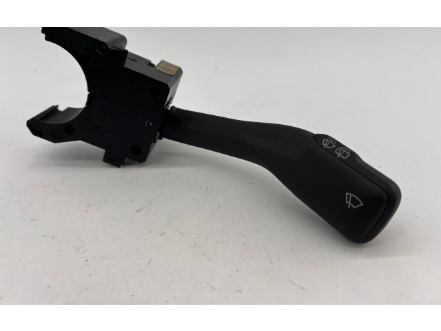 Ручка стеклоочистителей 8L0953503A Audi A3 S3 8L