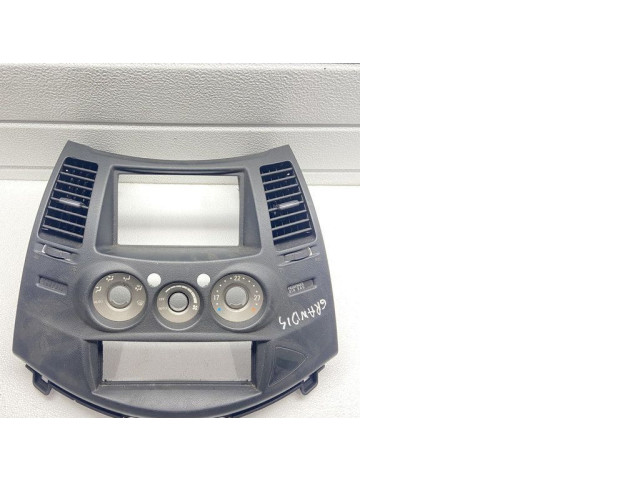 Отделка контроля климата / контроля печки