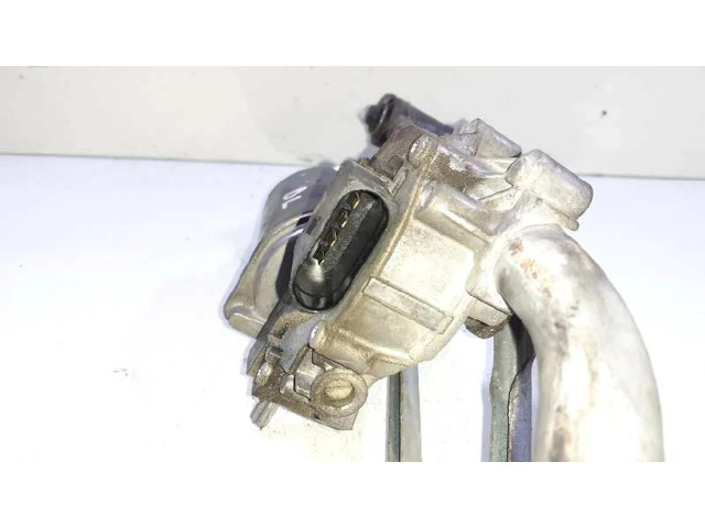 Ножка стеклоочистителей лобового стекла