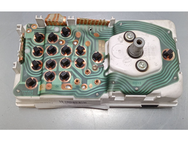 Přístrojová deska Renault Express 1996