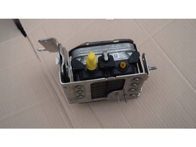 Блок управления двигателя L1MH18E254BC   Ford Kuga III