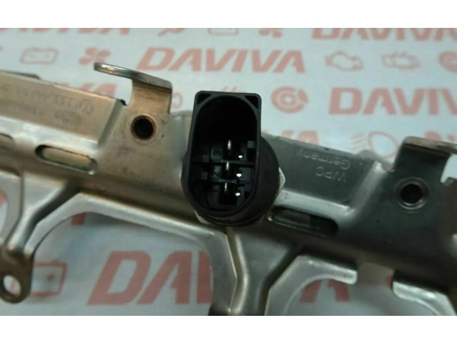 Топливная рампа 06J133317   Audi A3 S3 8P   для двигателя BYT