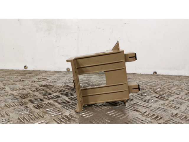 Pojistková skříňka 82201FJ000 Subaru XV 2012