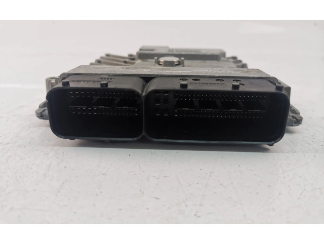 Блок управления двигателем Блок управления 04E907425B Volkswagen Touran III