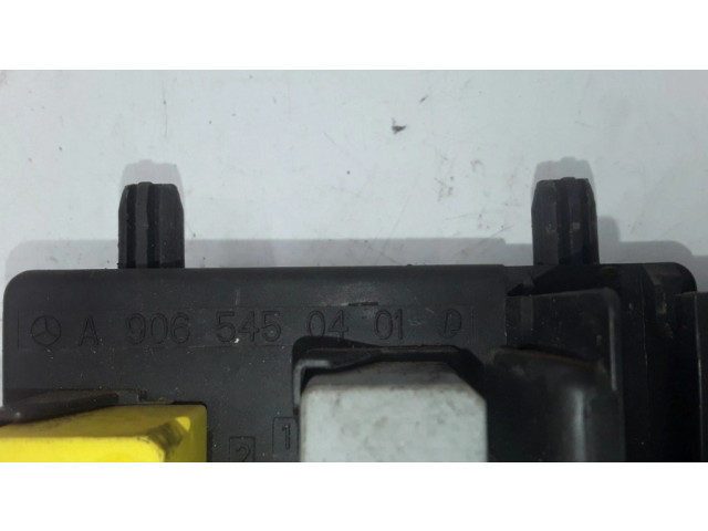 Блок предохранителей A9065450401, 518817028 Volkswagen Crafter