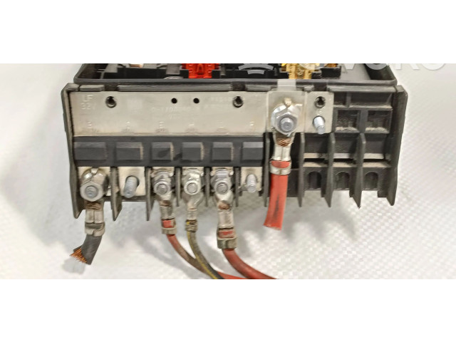 Pojistková skříňka 1K0937125D Volkswagen Caddy 2011