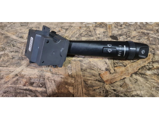 Ручка стеклоочистителей 30768099   Volvo S80