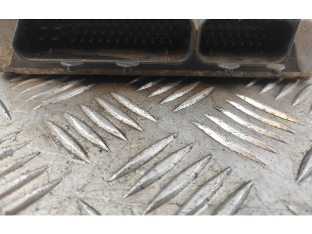 Блок управления двигателя 06A906019BF, 5WP485804   Volkswagen PASSAT B7