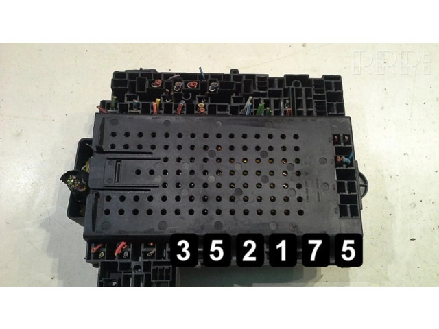 Řídící jednotka 30657428   Volvo XC70 2002