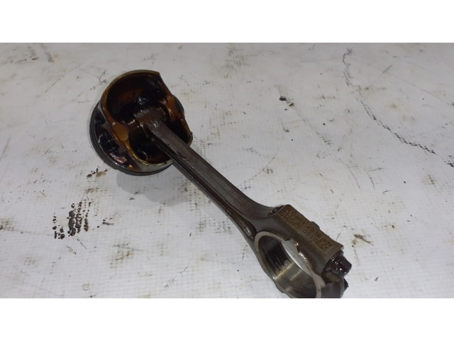 Píst 2304103HA0 KIA Xceed pro benzínový / Электричество motor 1.6 R59K