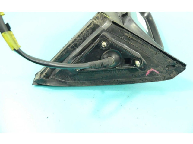 Зеркало электрическое Mazda 323 F 1999 - 2003 года
