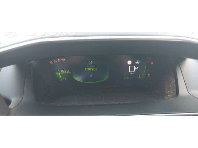 Дисплей    9841452080   Peugeot 2008 II