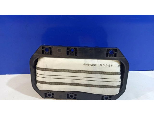 Подушка безопасности в сиденье 30715603   Volvo V60