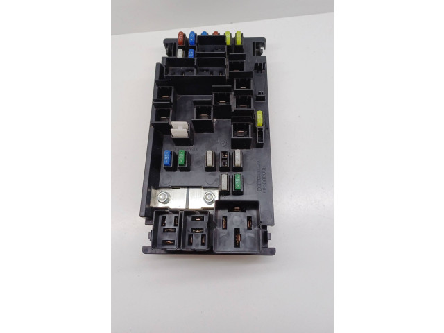 Блок предохранителей 82241SG030, 604033 Subaru Forester SJ