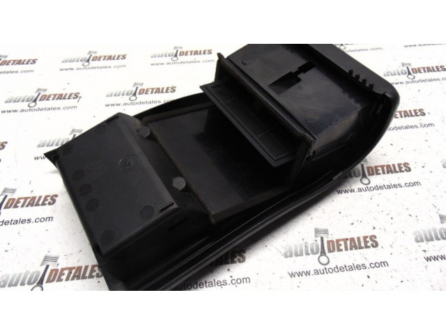 Задняя воздушная решётка