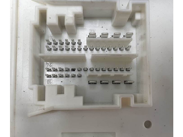 Блок предохранителей A1569003203, A2C7384641100 Infiniti Q30