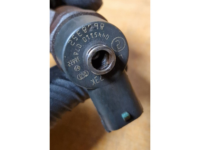 Форсунка 044510078    Volvo V70   