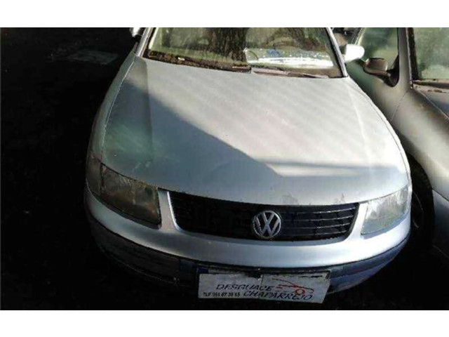 Zpětné zrcátko Volkswagen Passat Alltrack 1997