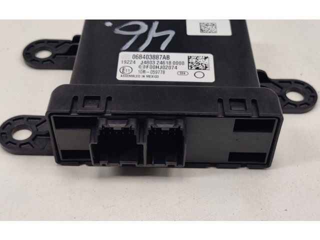 Блок управления парковки 068403887AB   Ram 1500