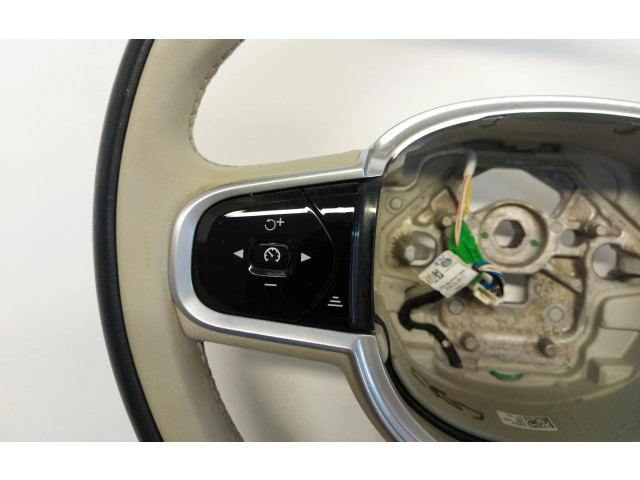 Volant Volvo XC90 2019 31407818