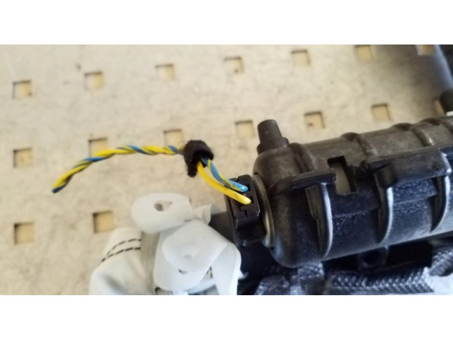 Боковая подушка безопасности 843405191041   BMW X3 E83