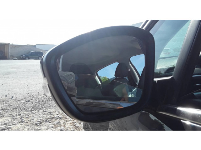 Зеркало электрическое     Сзади   Peugeot 208  2012-2019 года   