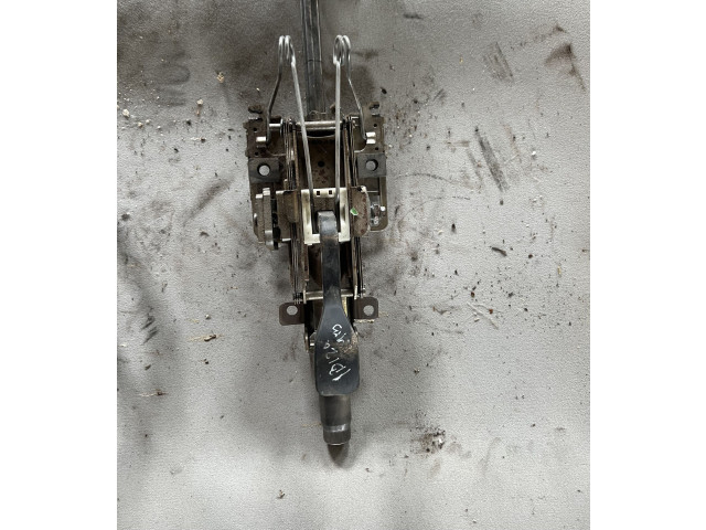 Ось рулевого колеса