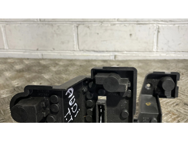 Задний фонарь 89100110 Audi TT Mk1 1999-2006 года