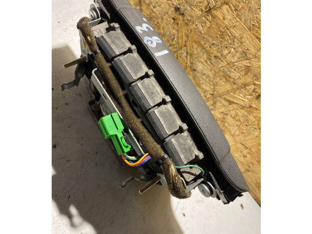 Подушка безопасности водителя 8626844   Volvo V70