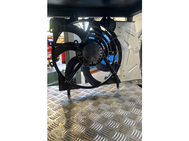 Вентилятор радиатора         Peugeot 2008 I 