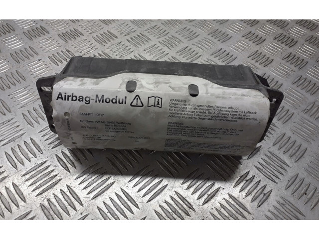 Подушка безопасности водителя 1K0880204N   Skoda Octavia Mk1 (1U)