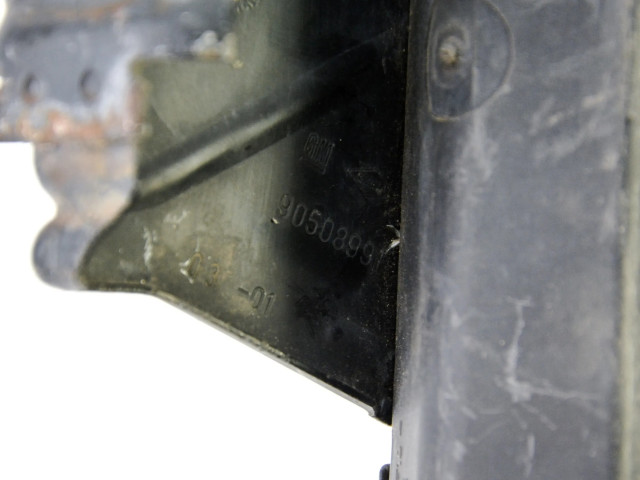 Блок предохранителей 90504296   Chevrolet Vectra    