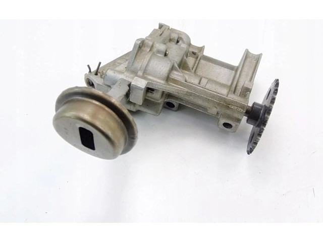 Масляный насос   8200150195  Dacia Logan II 