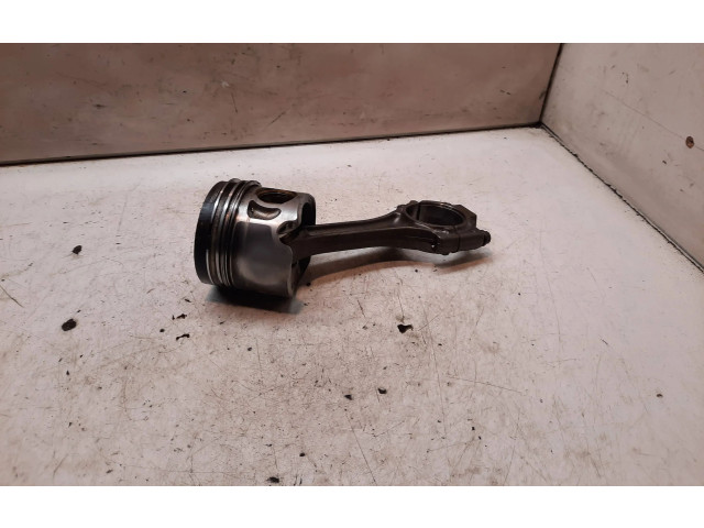 Píst 045C Volkswagen Sharan