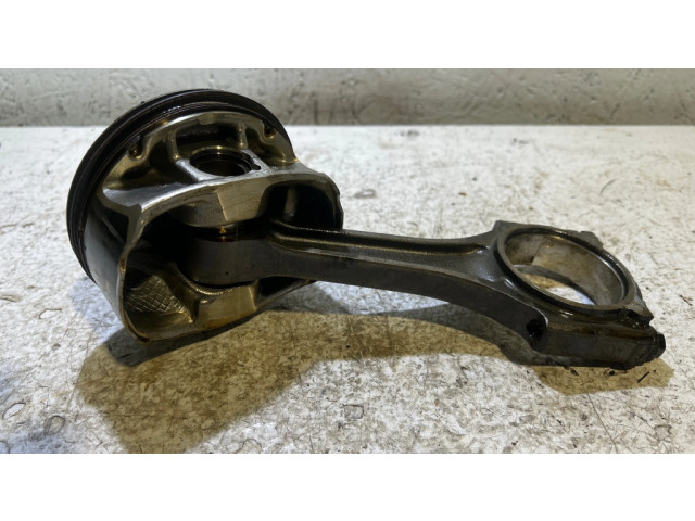 Поршень с шатуном Dodge Challenger для бензинового двигателя 6.4