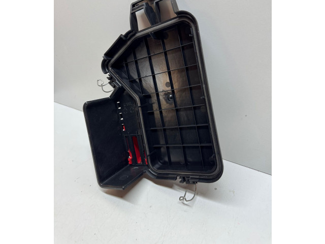 Pojistková skříňka A4475400082, A4475450069 Mercedes-Benz Metris W447 2021