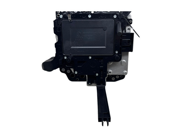 Блок управления коробкой передач 02E927770AE   Skoda Octavia Mk2 (1Z)