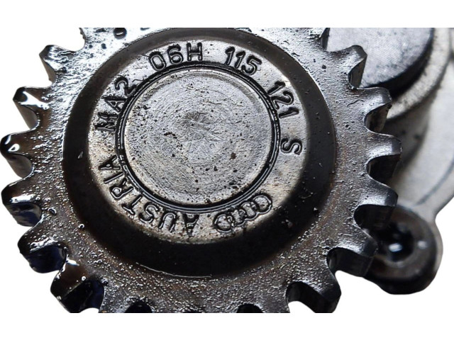 Масляный насос  CAHA 06H115105, 06H115121S  Audi A6 S6 C6 4F 