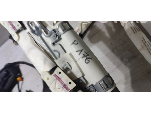 Боковая подушка безопасности Mercedes-Benz A W176