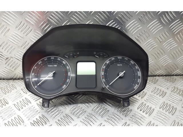 Панель приборов 1Z0920802H   Skoda Octavia Mk1 (1U)       