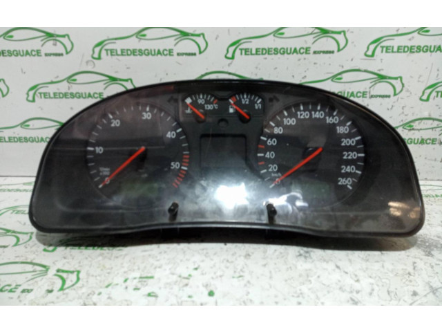 Панель приборов 3B0920822A   Volkswagen PASSAT       