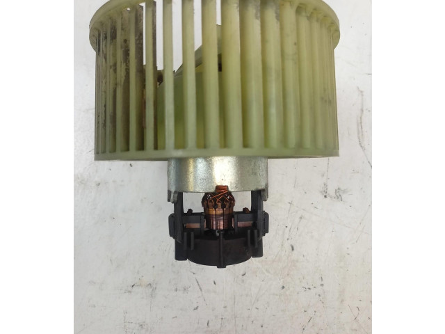 Вентилятор печки 7700421900 Renault Clio II