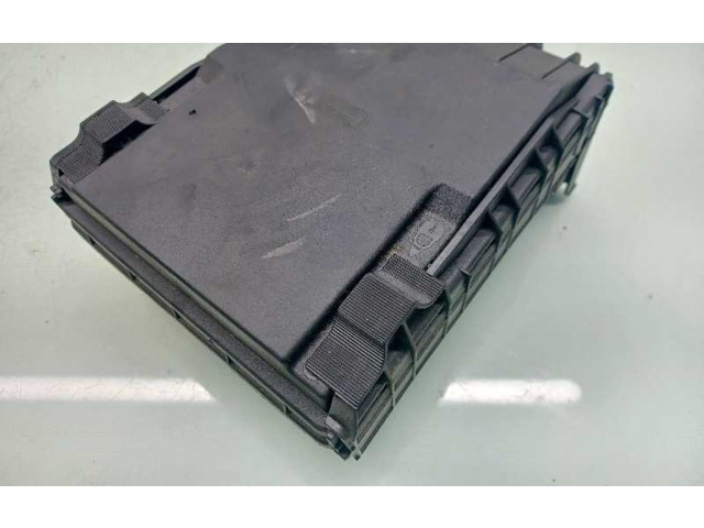   Pojistková skříňka 63585371, 3C0937125A   Volkswagen Tiguan 2015