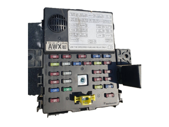 Блок предохранителей  95481065, 23KC25528B   Chevrolet Spark    