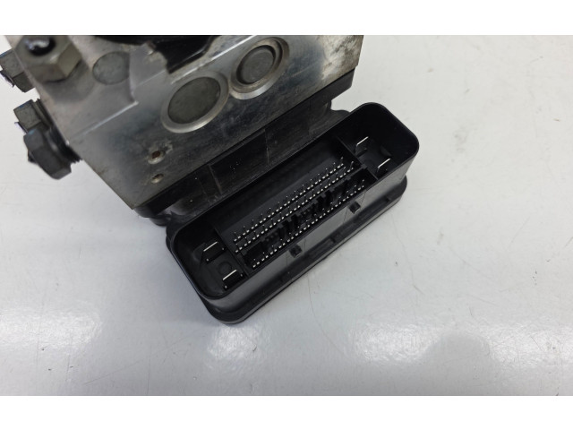 Блок АБС 31273882, P31273882   Volvo  S60  2011 - 2013 года