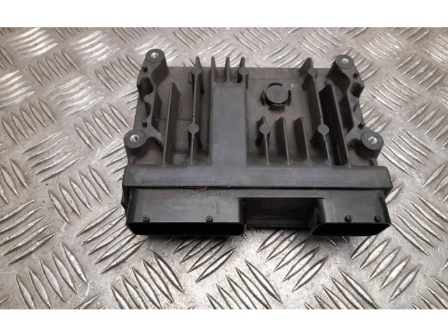 Řídící jednotka 8966133Y70, E3040   Toyota Camry VIII XV70  2020