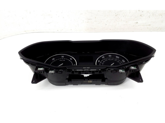 Панель приборов 3V0920941B   Skoda Superb B8 (3V)       