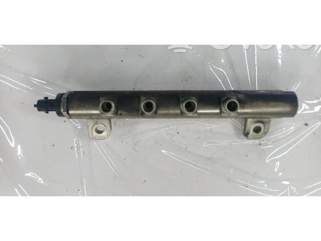 Топливная рампа 55213269, 198A3000   Fiat Bravo  